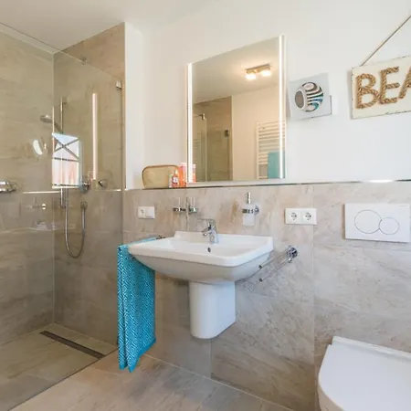 Ostseehaus Seegras Mit Kamin